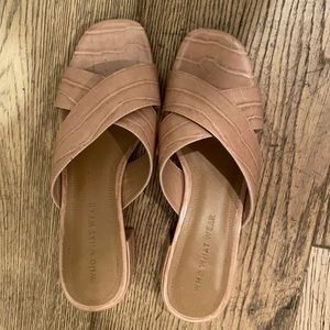 Barely worn kitten heels